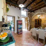 Ortigia Ancient House * Syracuse