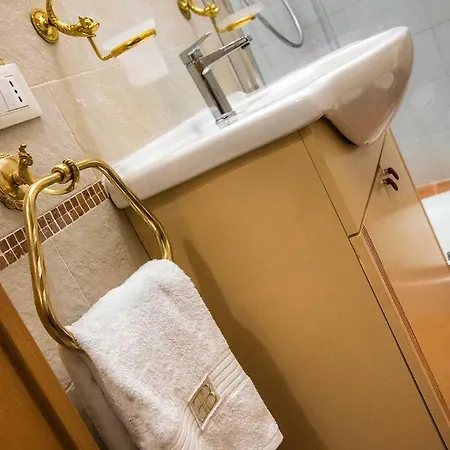 Apartman Ortigia Ancient House *